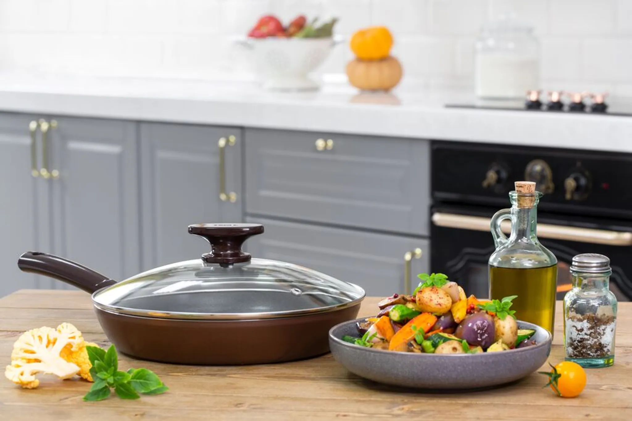 Сковорода с крышкой Tefal Tendance Brownie 28 см 04182928