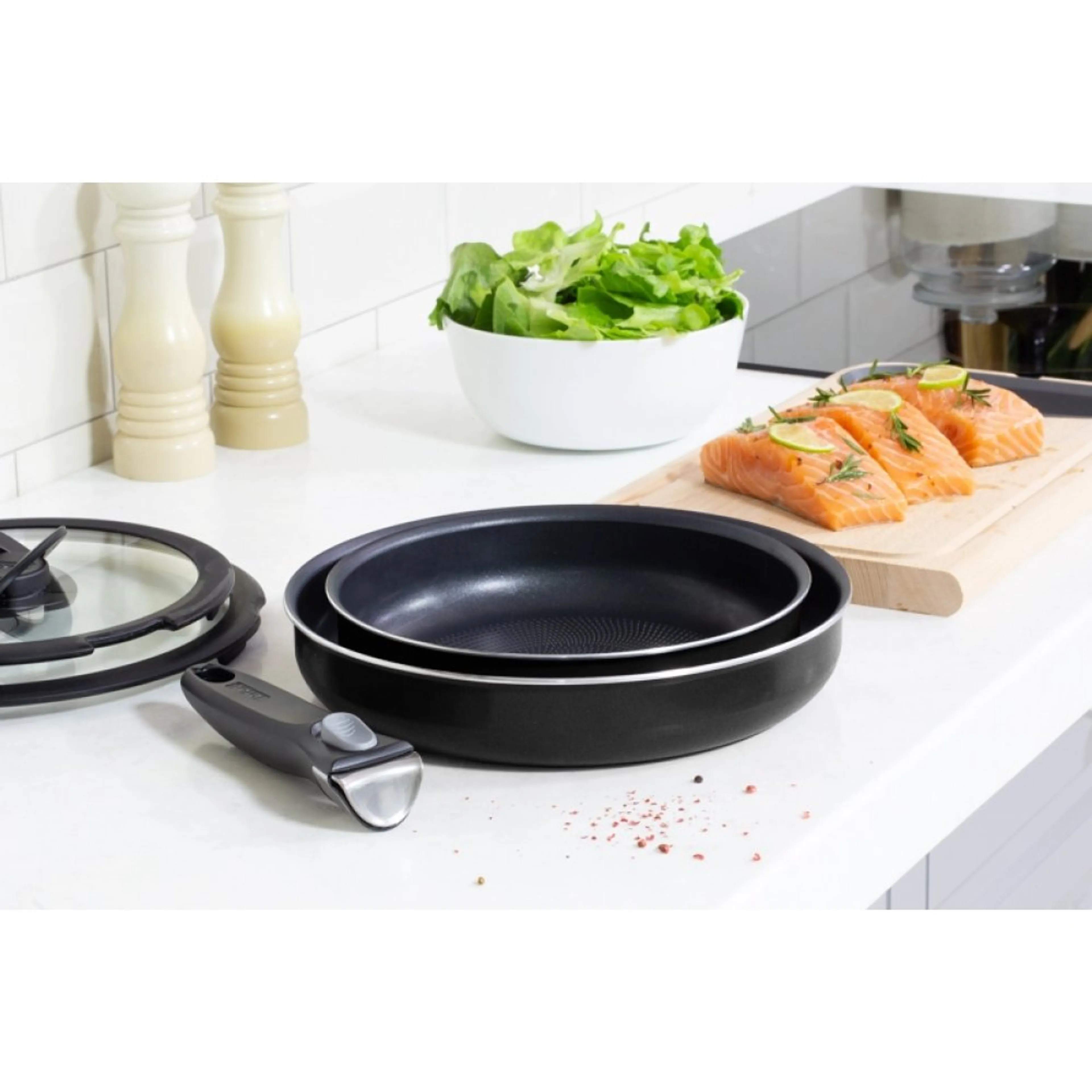 цена на Набор посуды Tefal Ingenio Black 3 3 предмета 22/26см 04131810