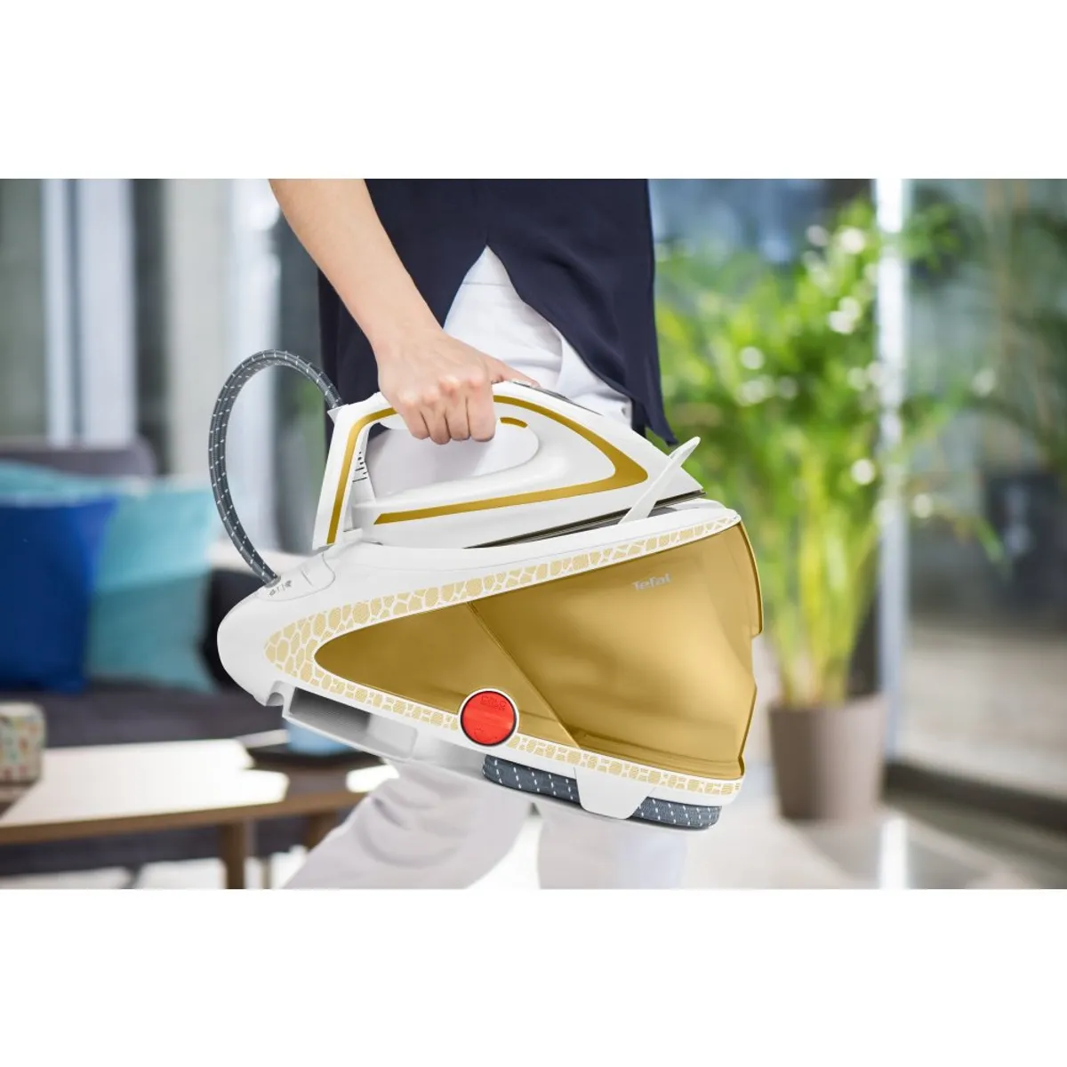 Парогенератор Tefal Pro Express Ultimate Care GV9581E0