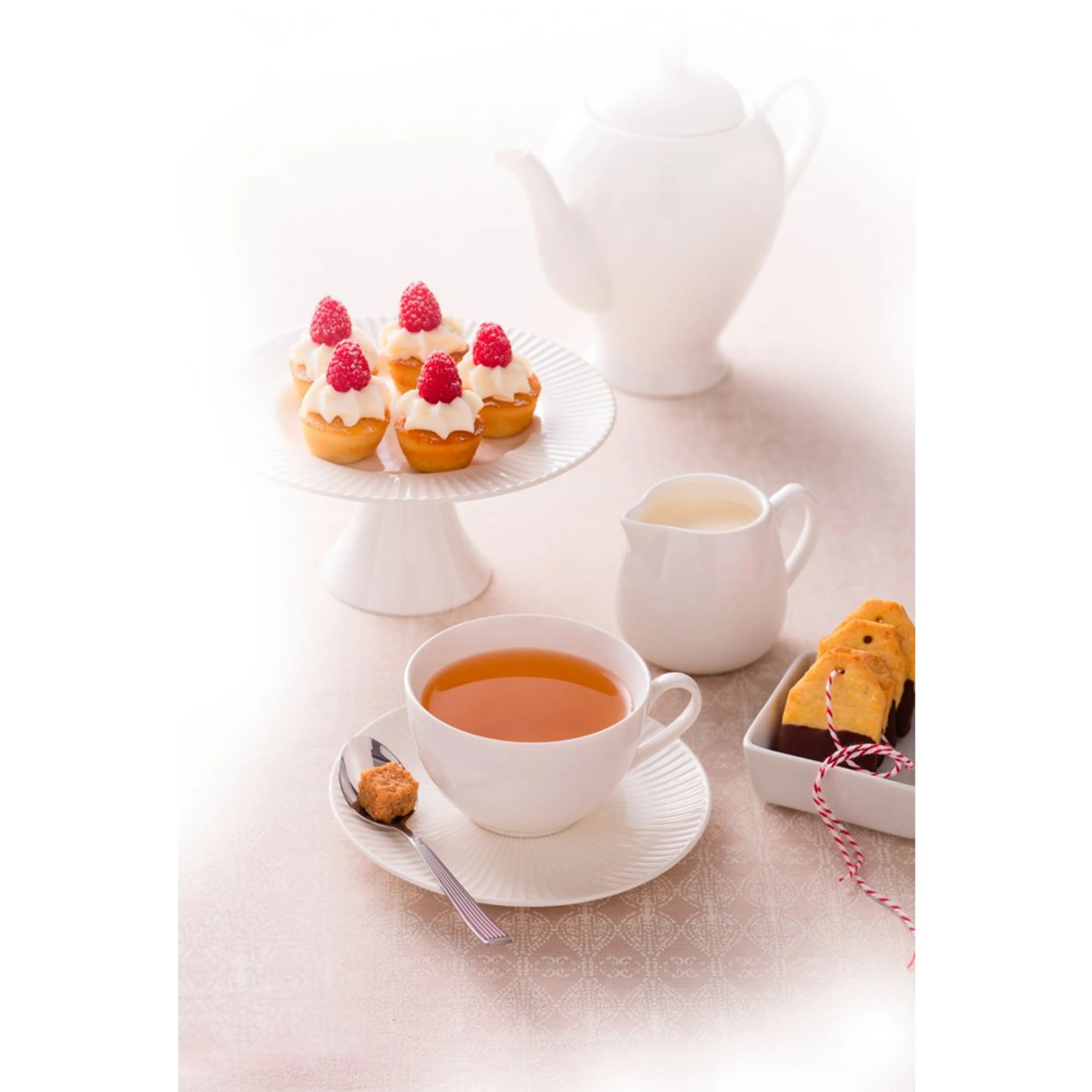 Электрический чайник Tefal Loft KO250130