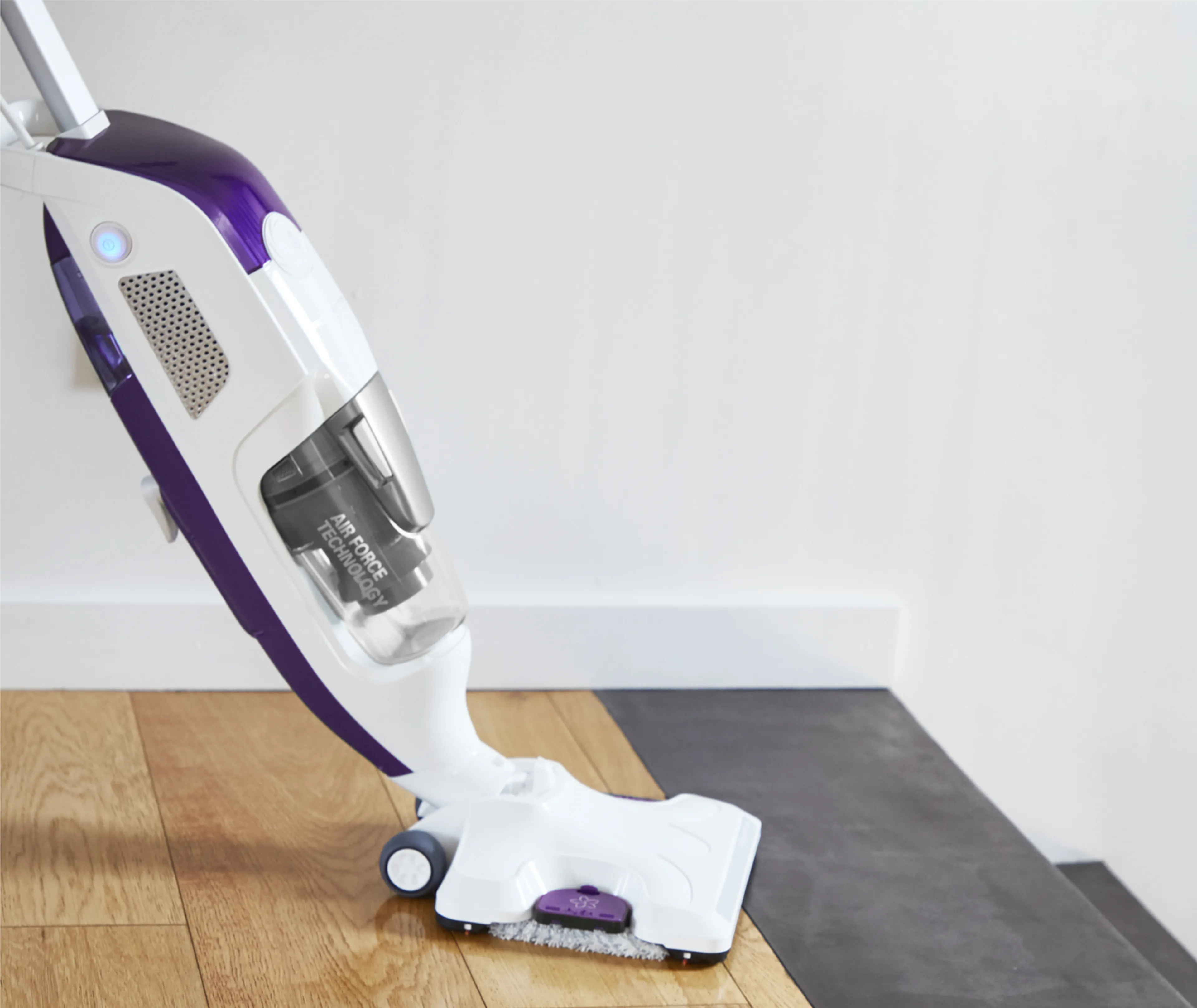 Паровой пылесос Tefal Clean & Steam Revolution VP7751WH