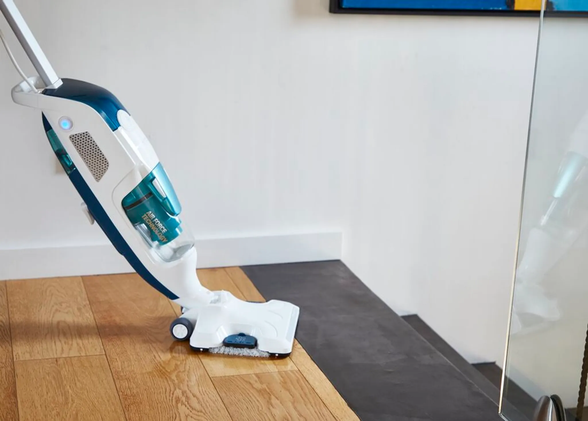 Паровой пылесос Tefal Clean & Steam Revolution VP7777WH