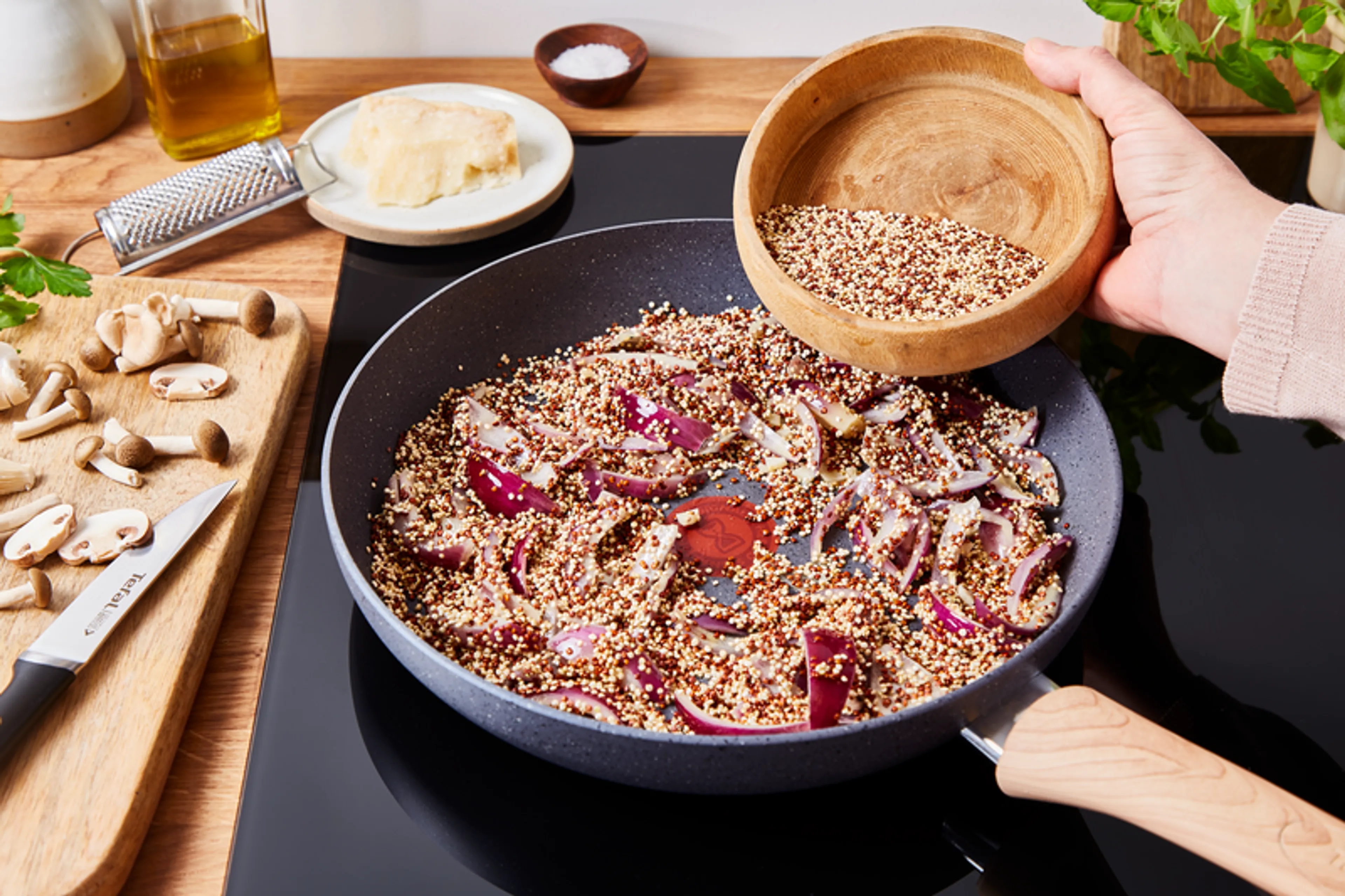 Набор сковород Tefal Natural Force 2 предмета 20/28 см G2669082