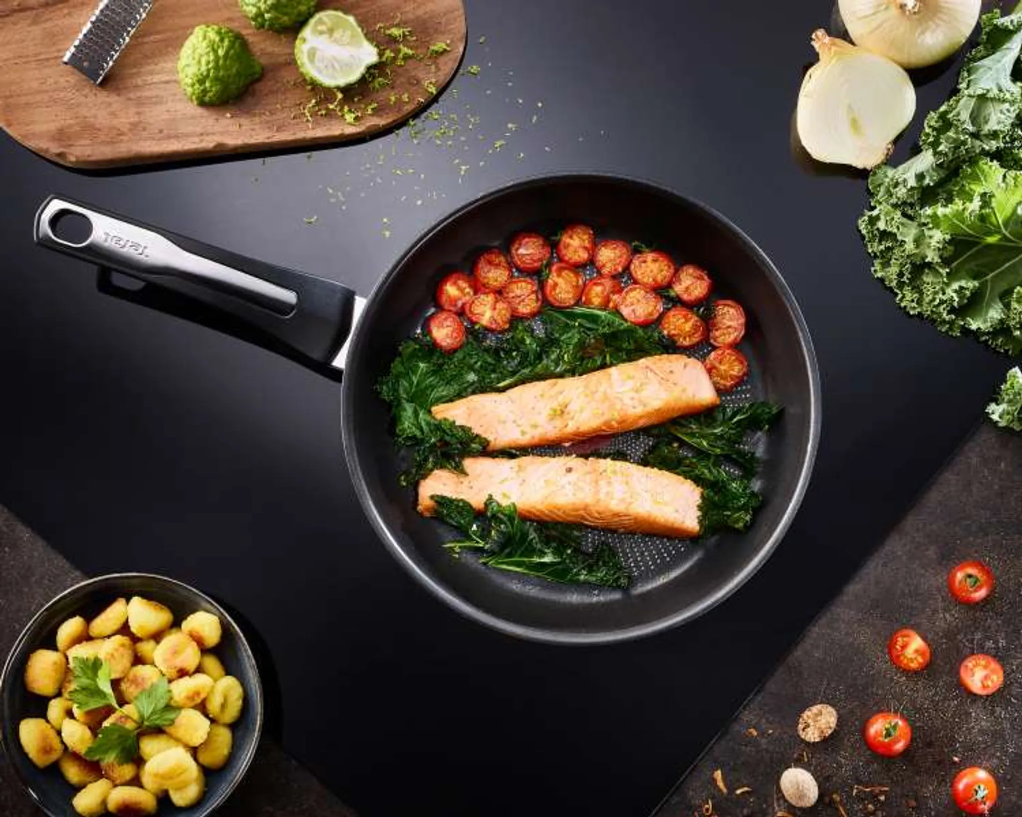 Сковорода Tefal Emotion 24 см E3000404