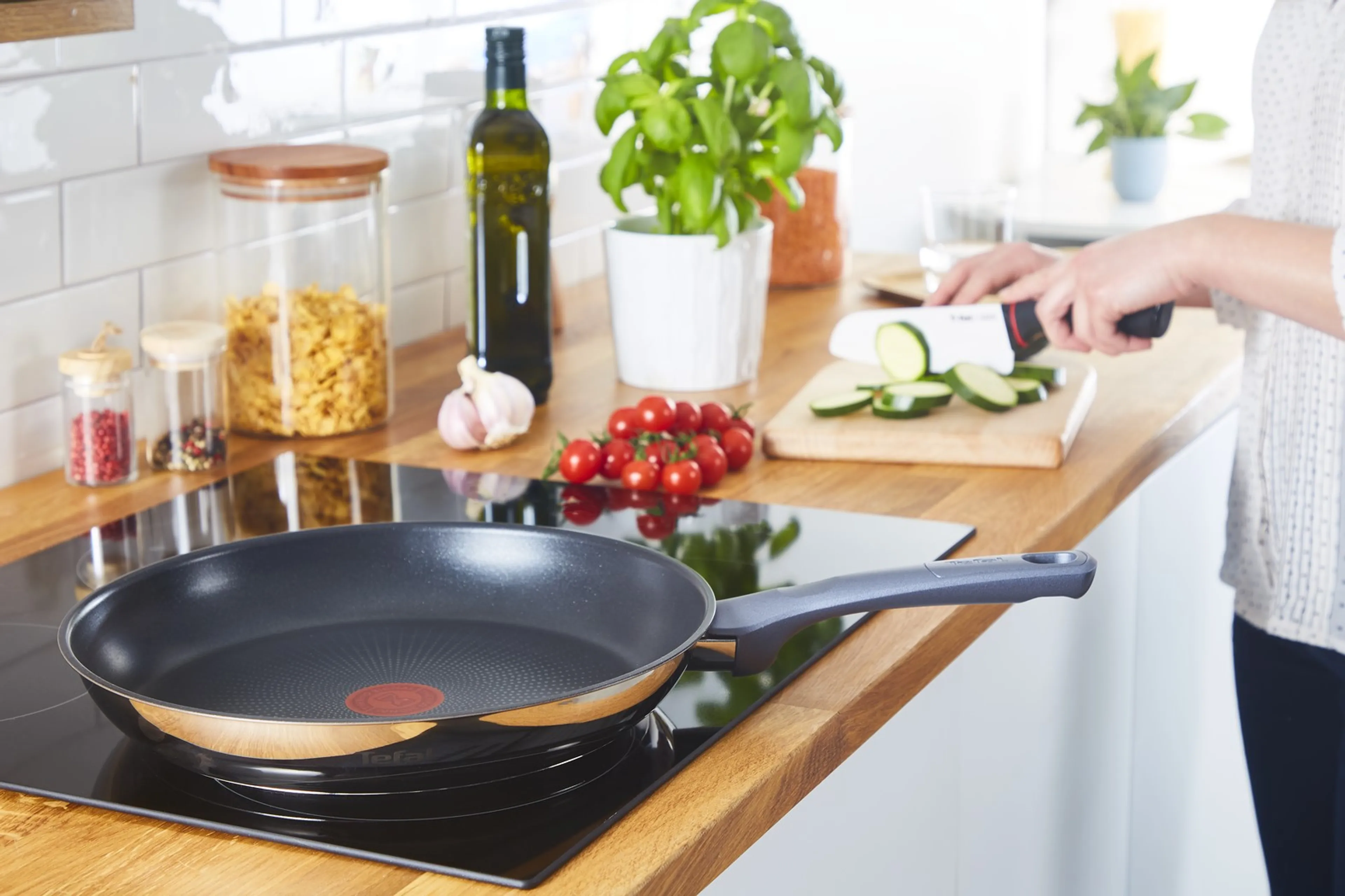 Сковорода Tefal Daily Cook 24 см G7300455