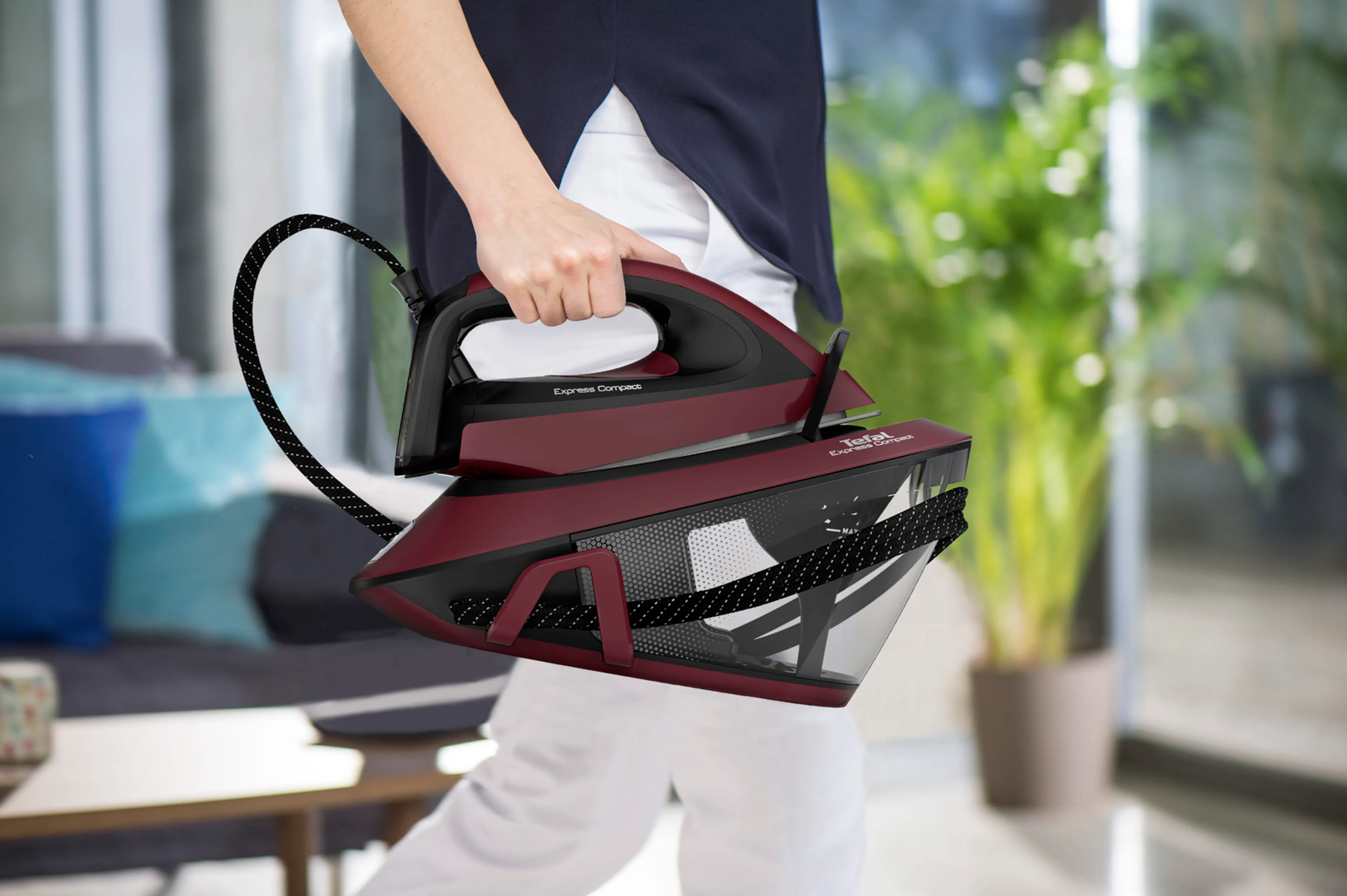 Парогенератор Tefal Express Compact SV7130E0