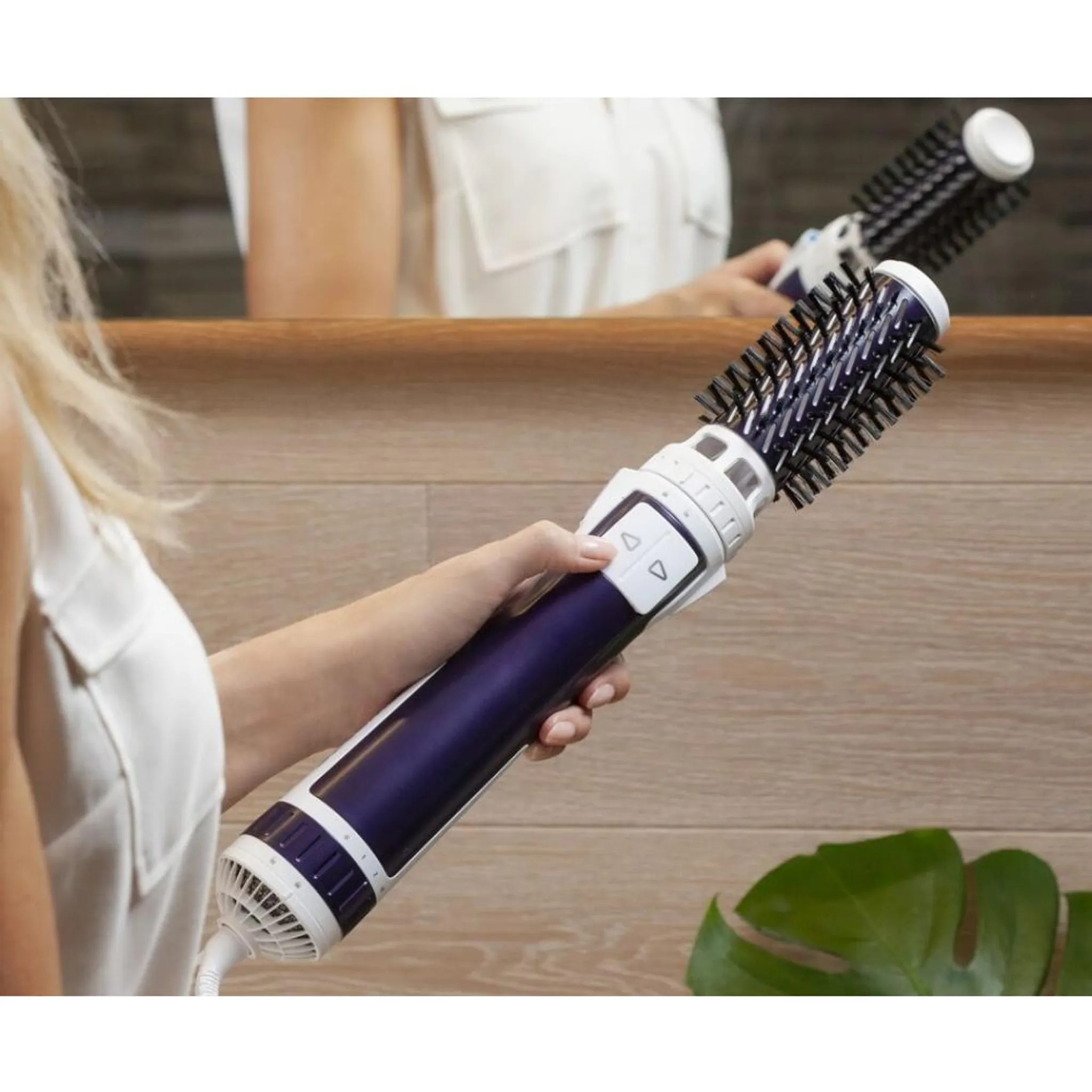 Фен-щетка Rowenta Brush Activ Volume&Shine