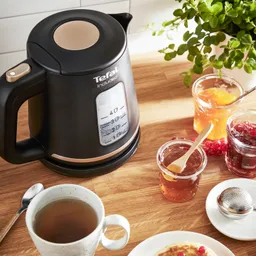 Электрический чайник Tefal Includeo KI533811