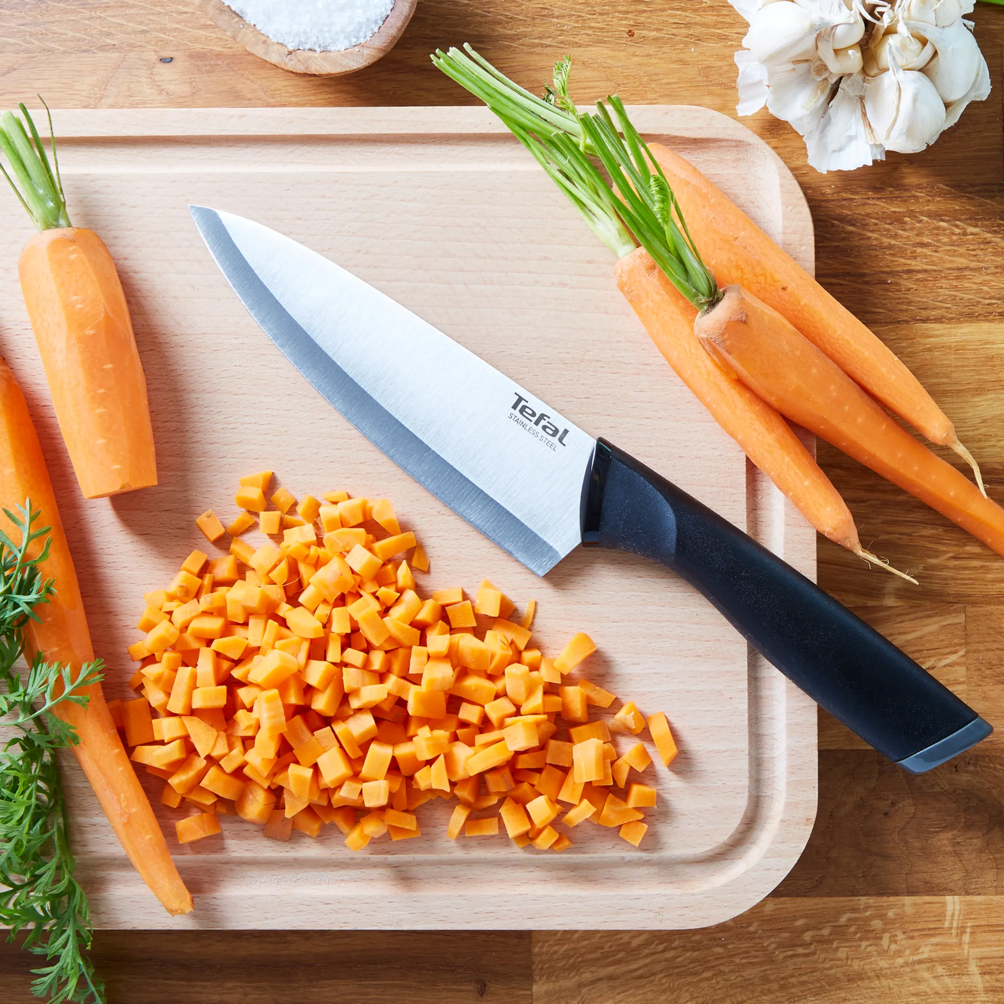 Поварской нож Tefal Essential 20 см K2210255