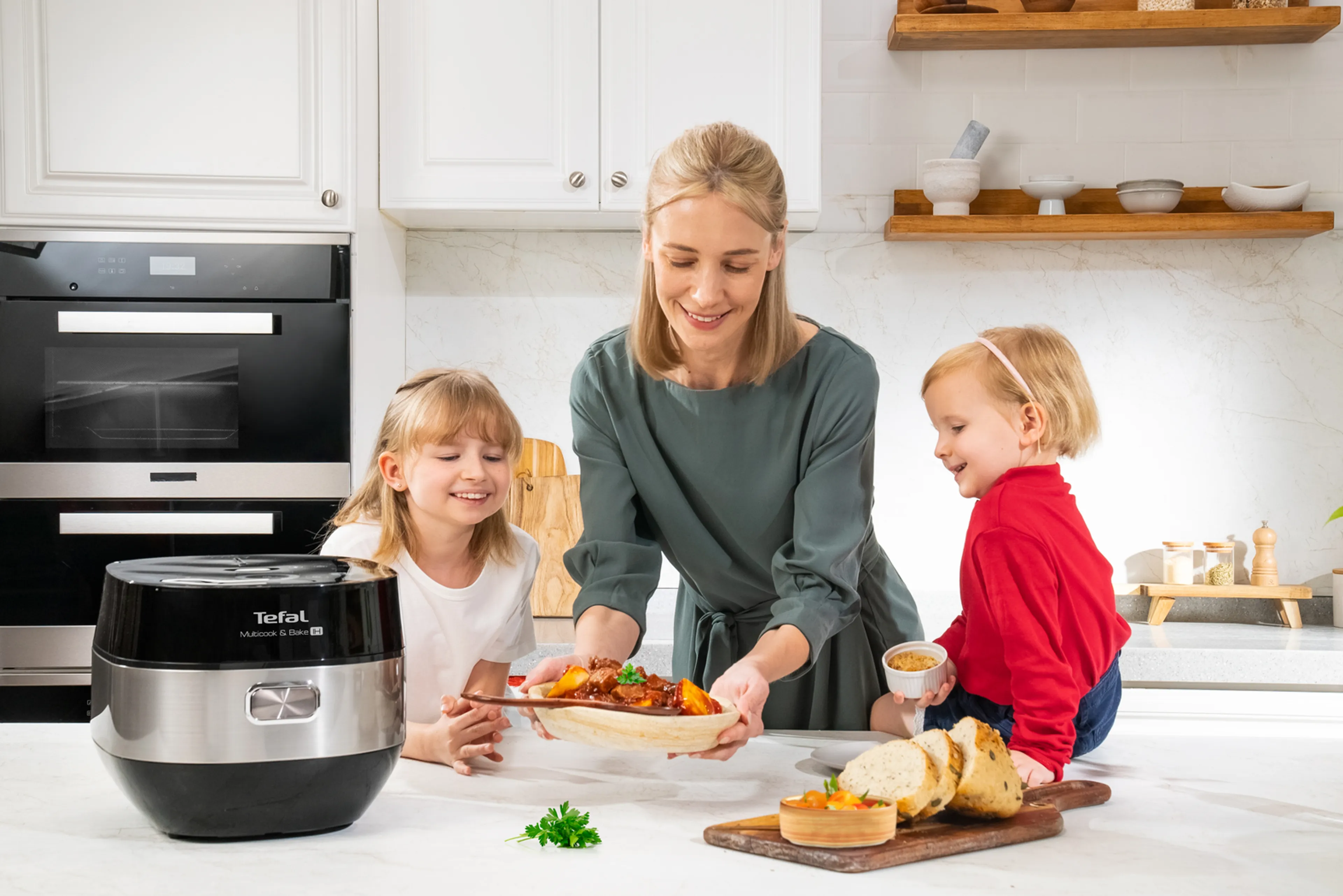 Мультиварка Tefal Multicook&Bake RK908A32