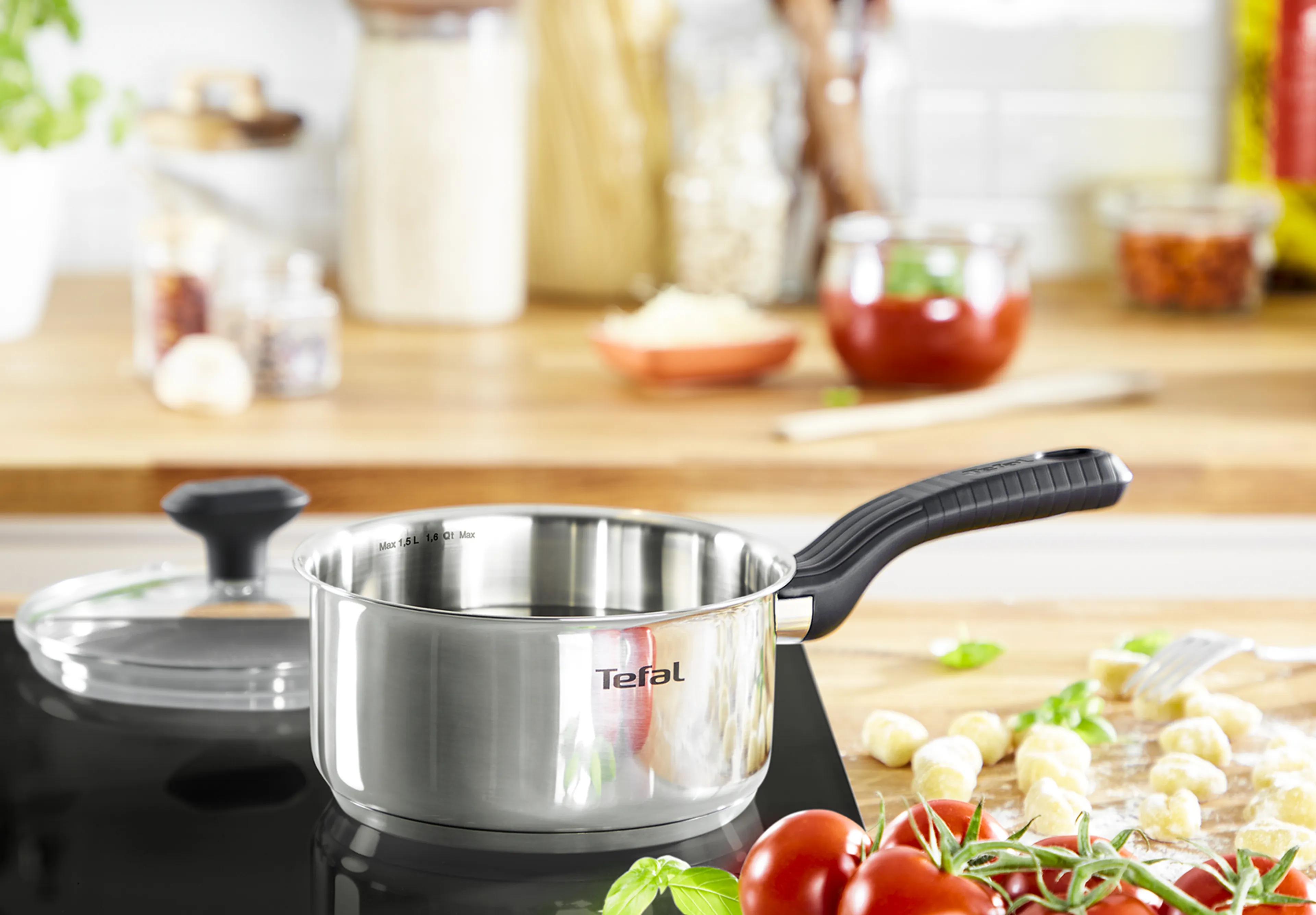 цена на Ковш с крышкой Tefal Comfort Max 16 см C9732274