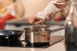 Набор посуды Tefal Cook Eat 7 предметов 16/16/20/24см, 1,5/1,5/3,1/5,4л B921S784