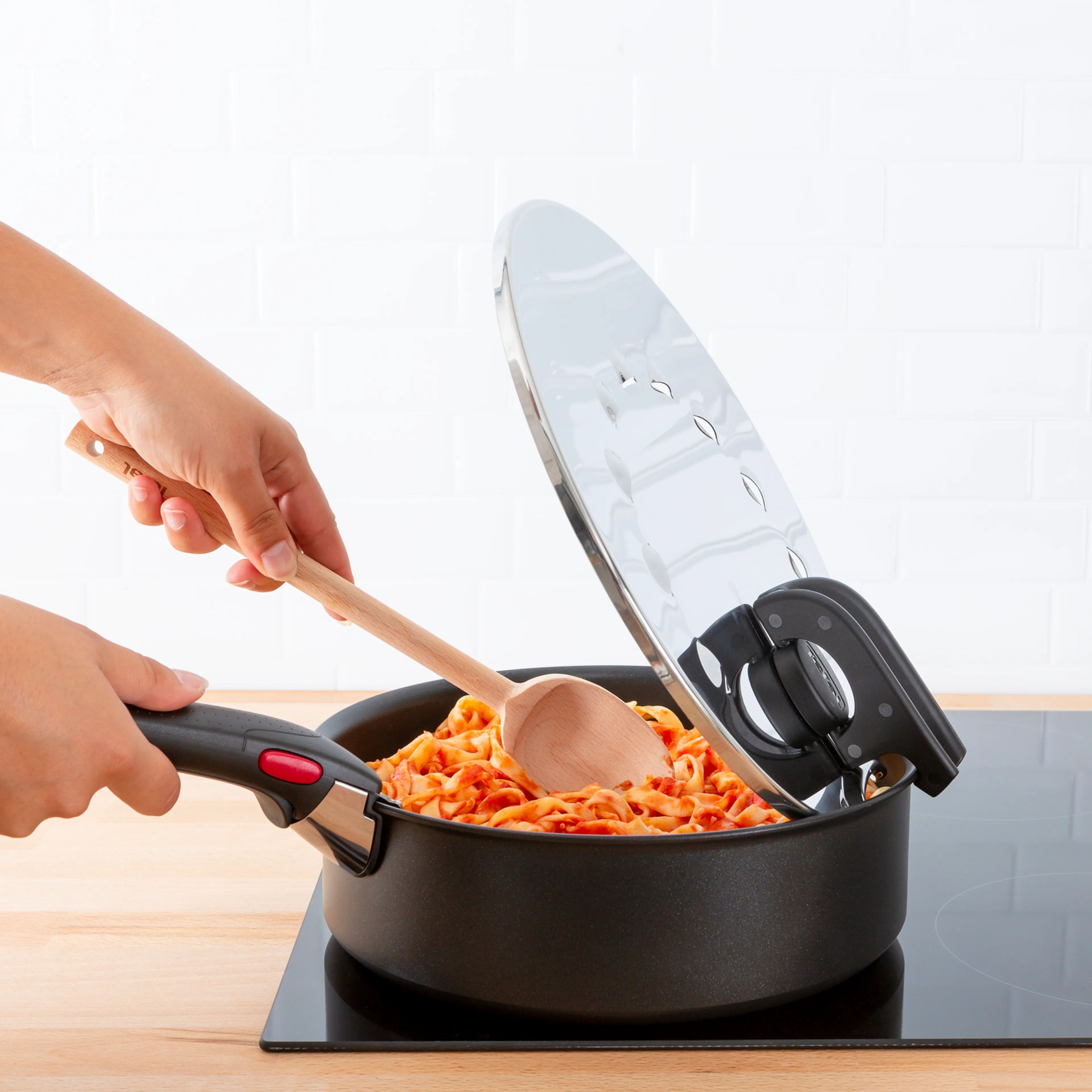 Металлическая крышка для слива Tefal Ingenio L9829853 20-28 см мультидиаметр