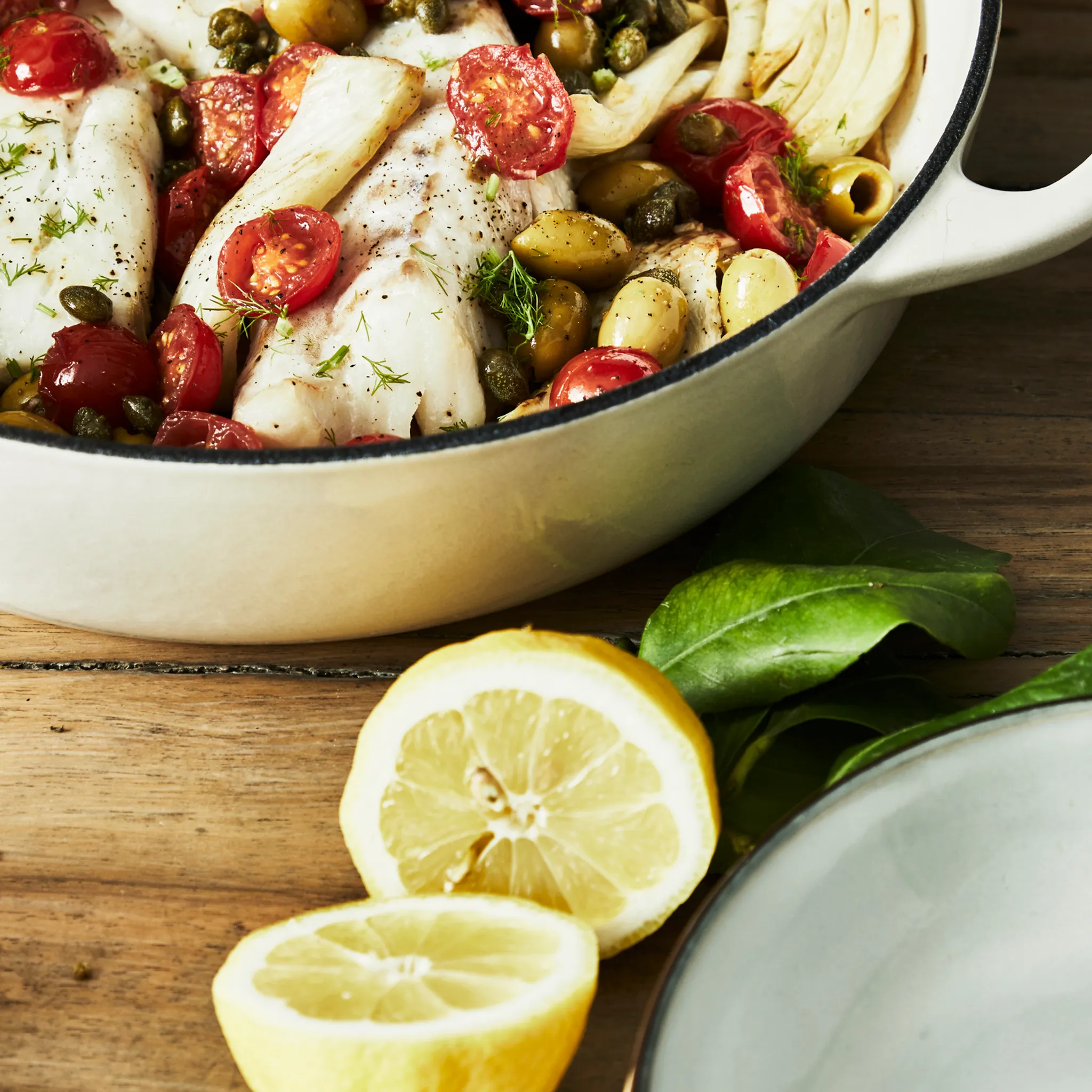 Кастрюля с крышкой Tefal LOV 25 см E2590404