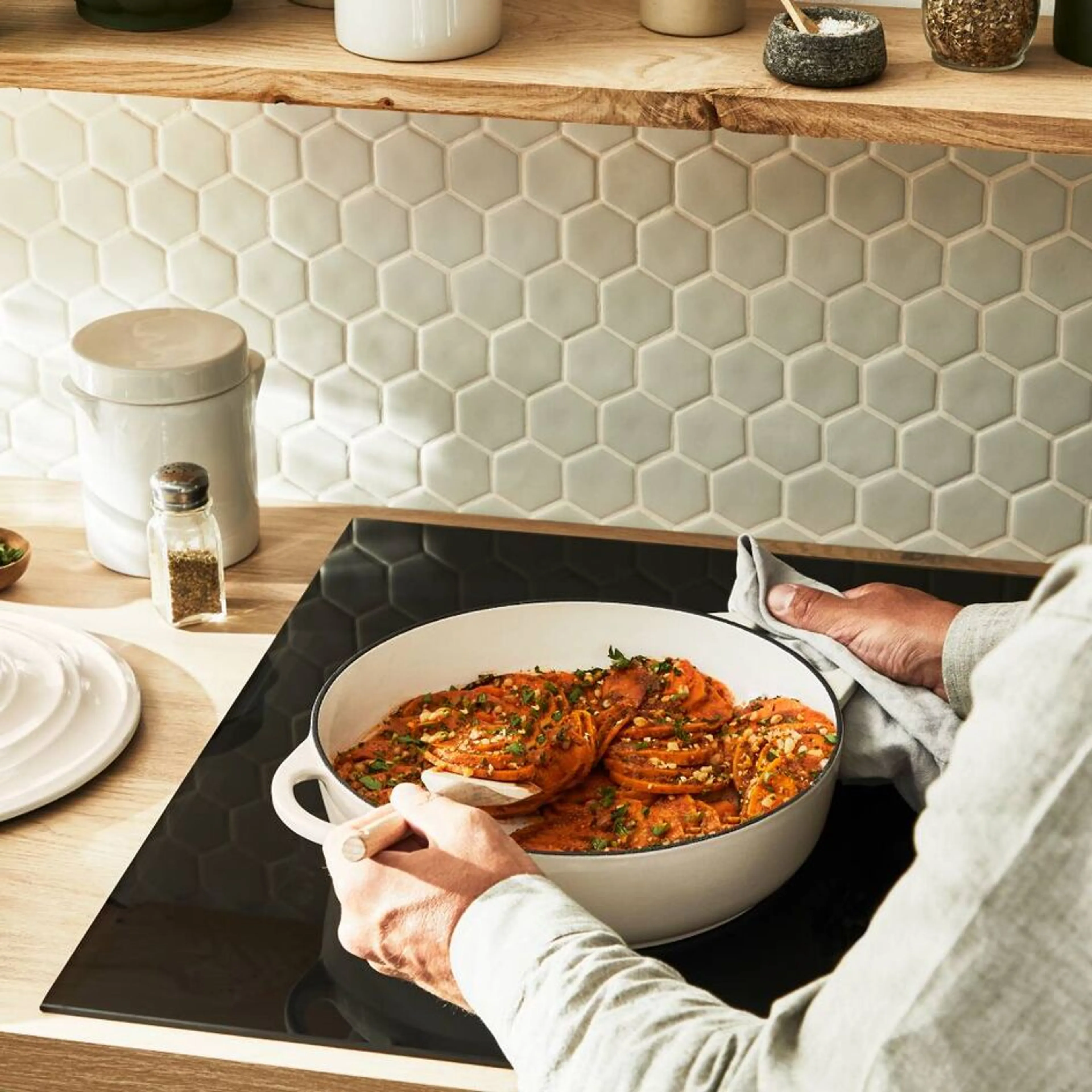 Сотейник с крышкой Tefal LOV 28 см E2597204