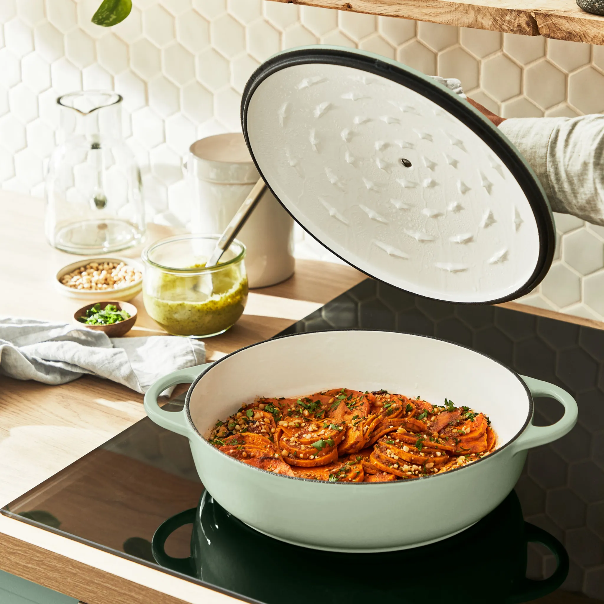 Сотейник с крышкой Tefal LOV 28 см E2587204