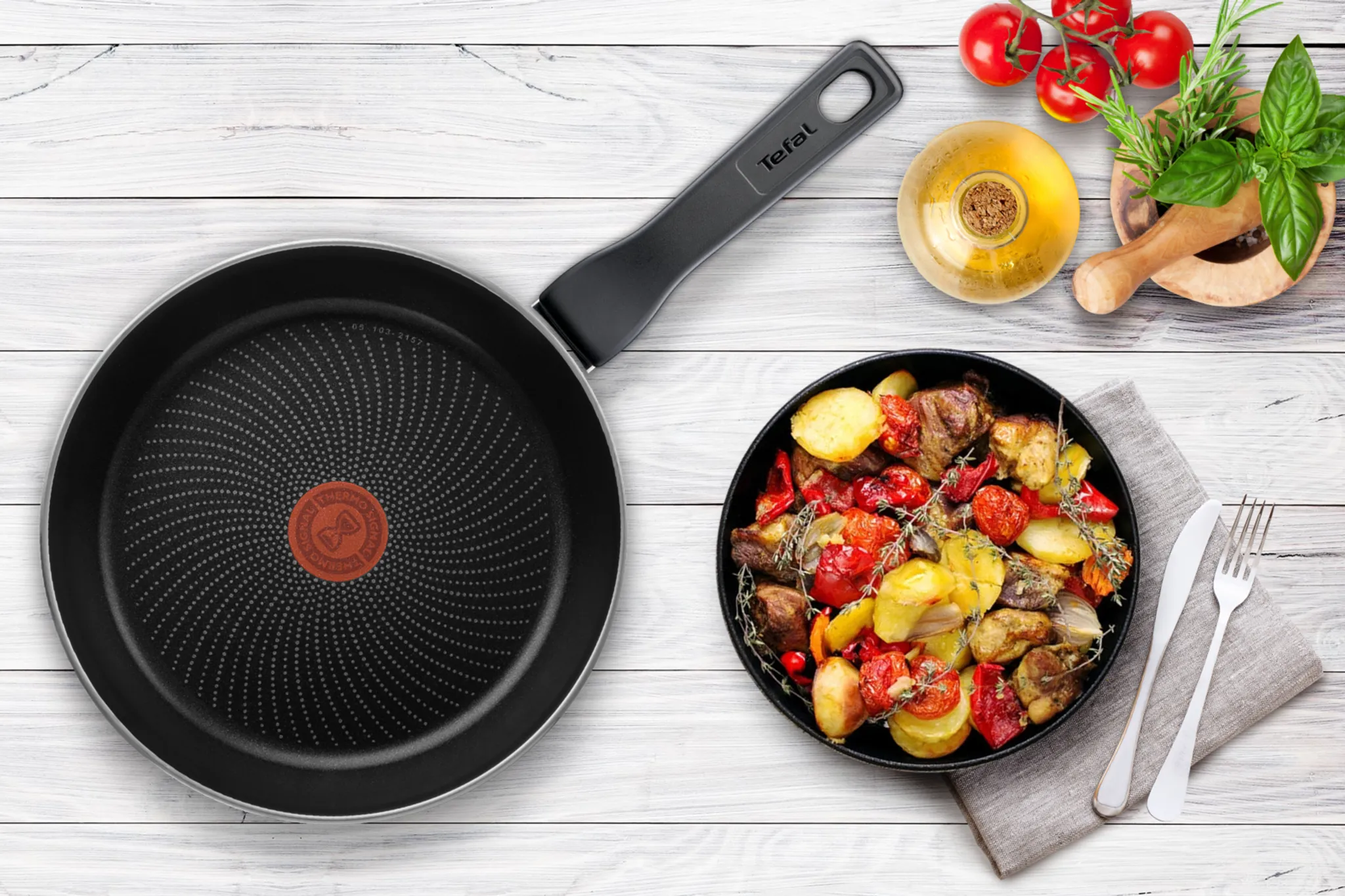 Сковорода Tefal Ultra+ 22 см 04223122