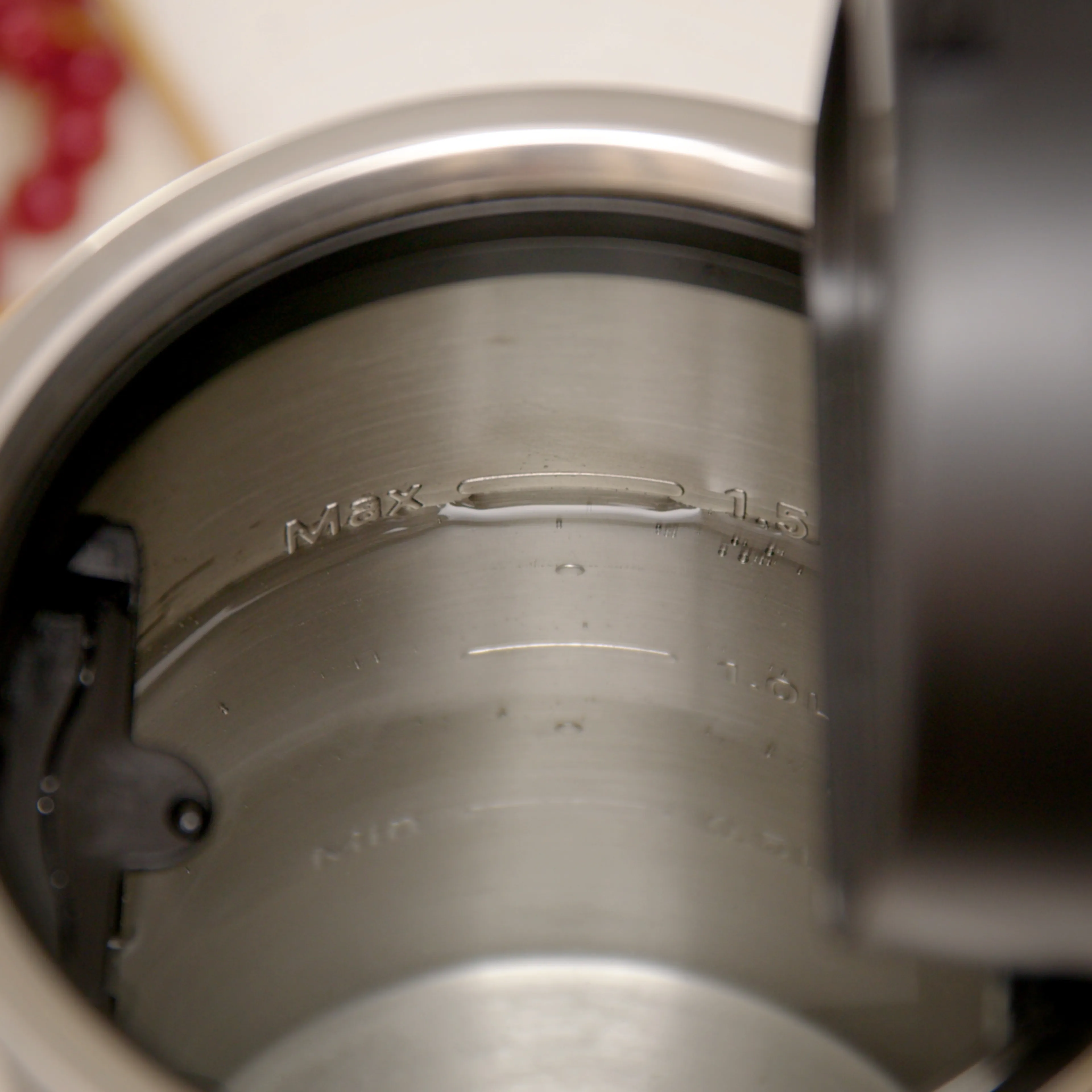 Электрический чайник Tefal Majestuo KI883D10