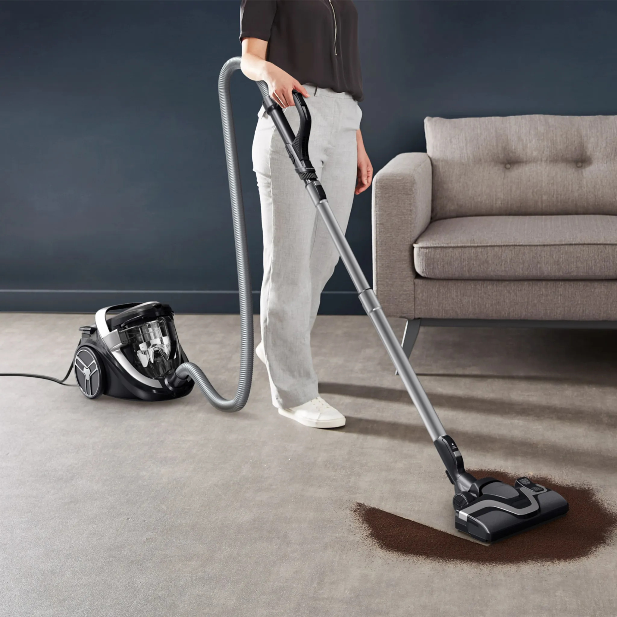 Пылесос с контейнером для пыли Tefal Silence Force Cyclonic Effitech TW7976EA