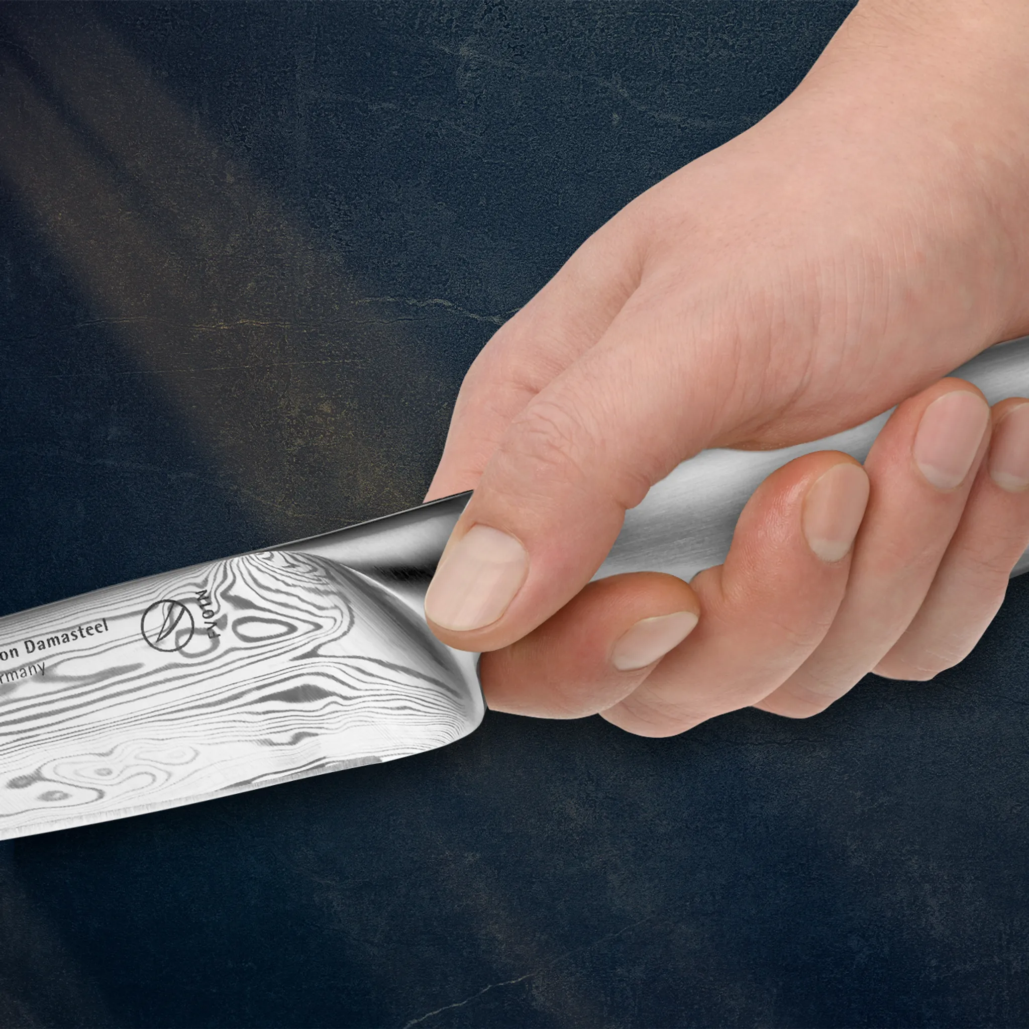 Универсальный нож WMF Chef's Edition Damasteel 10см.