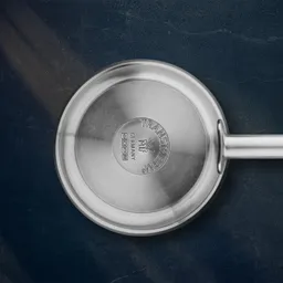Сковорода WMF Ultimate 20 см
