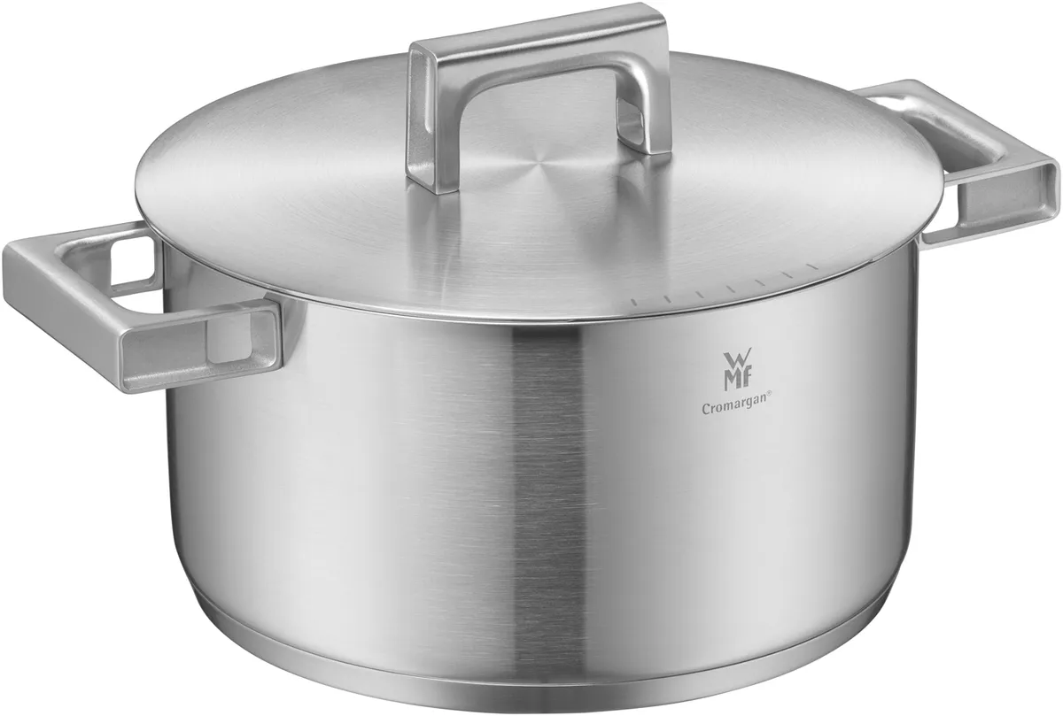 цена на Кастрюля с крышкой WMF Ultimate Cool 24 см