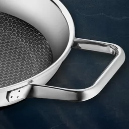 Сотейник WMF Profi Resist 24 см