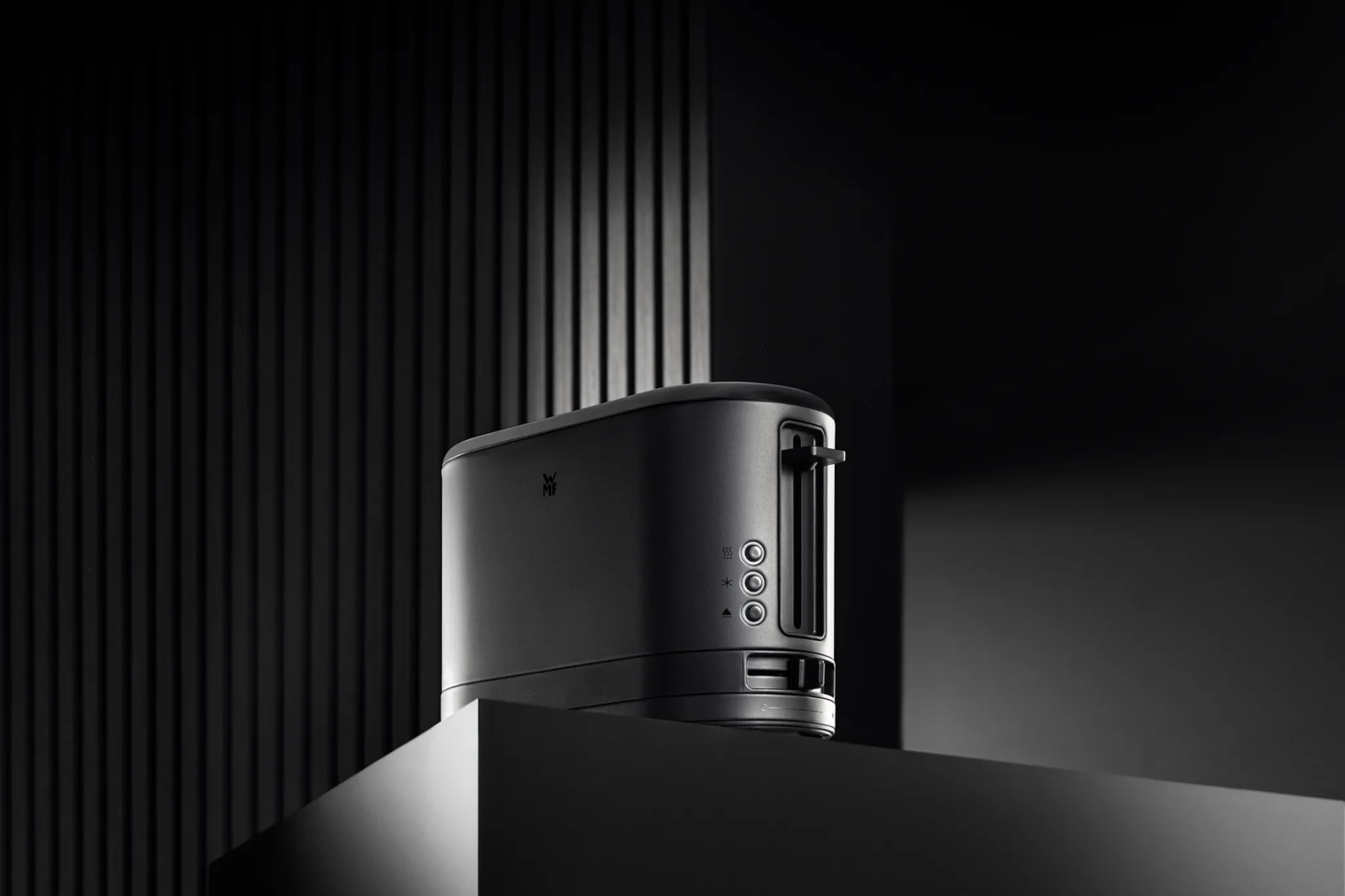 Тостер WMF KITCHENminis Deep Black