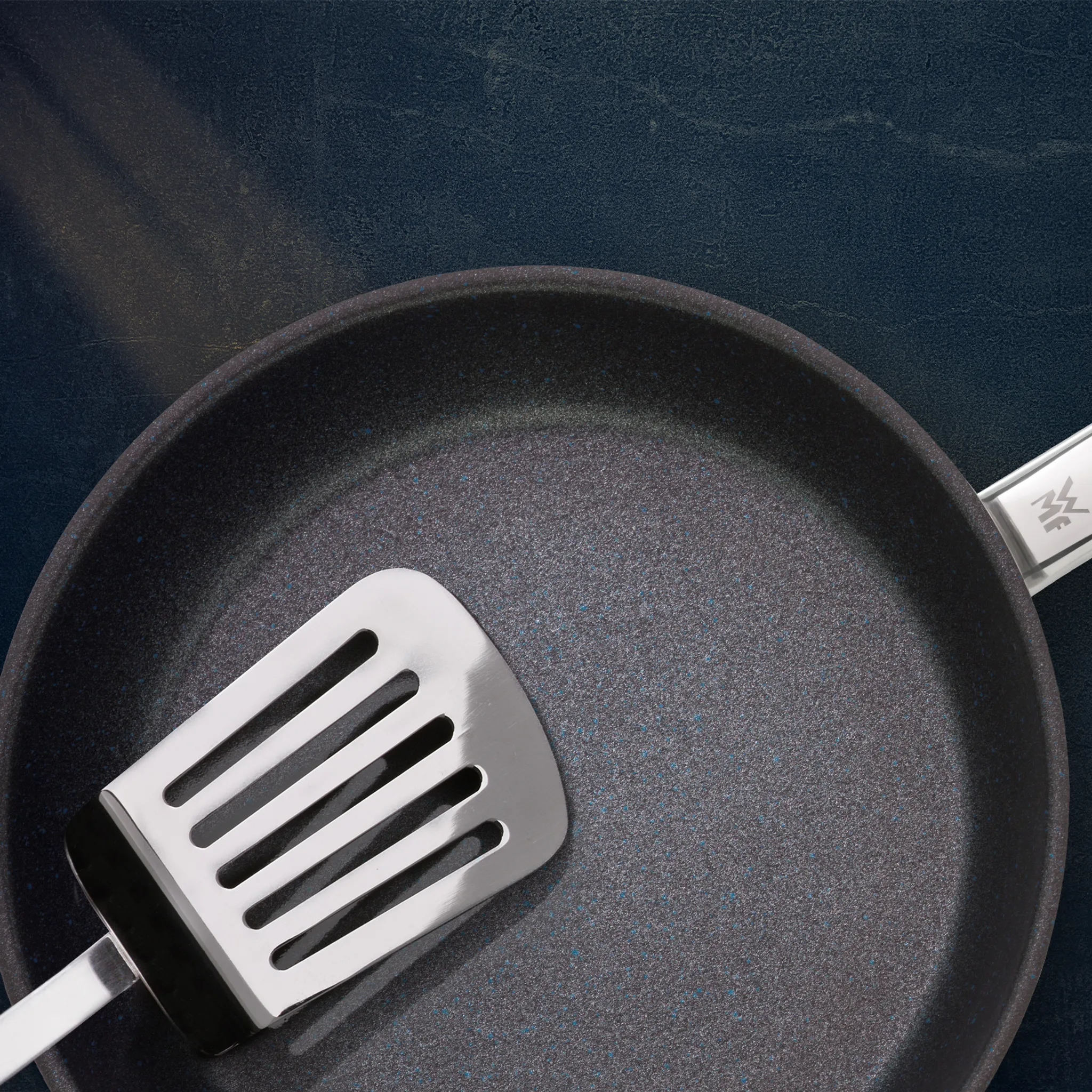 Сковорода WMF PermaDur Advance Fry Pan 28 см