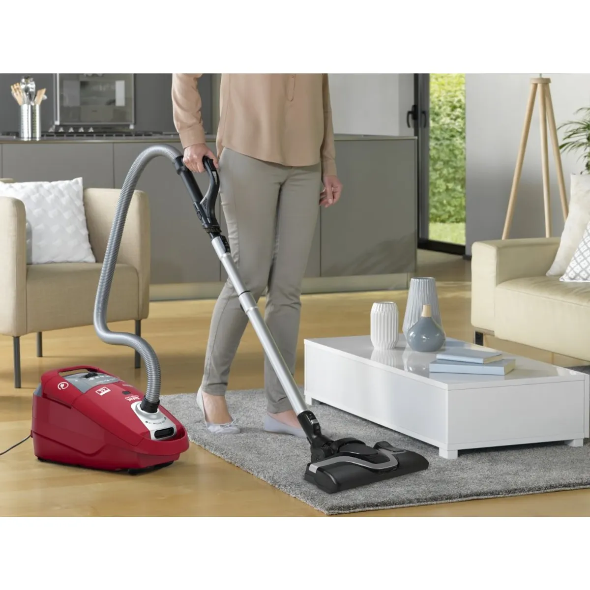 Пылесос с пылесборником Tefal Silence Force TW7783EA